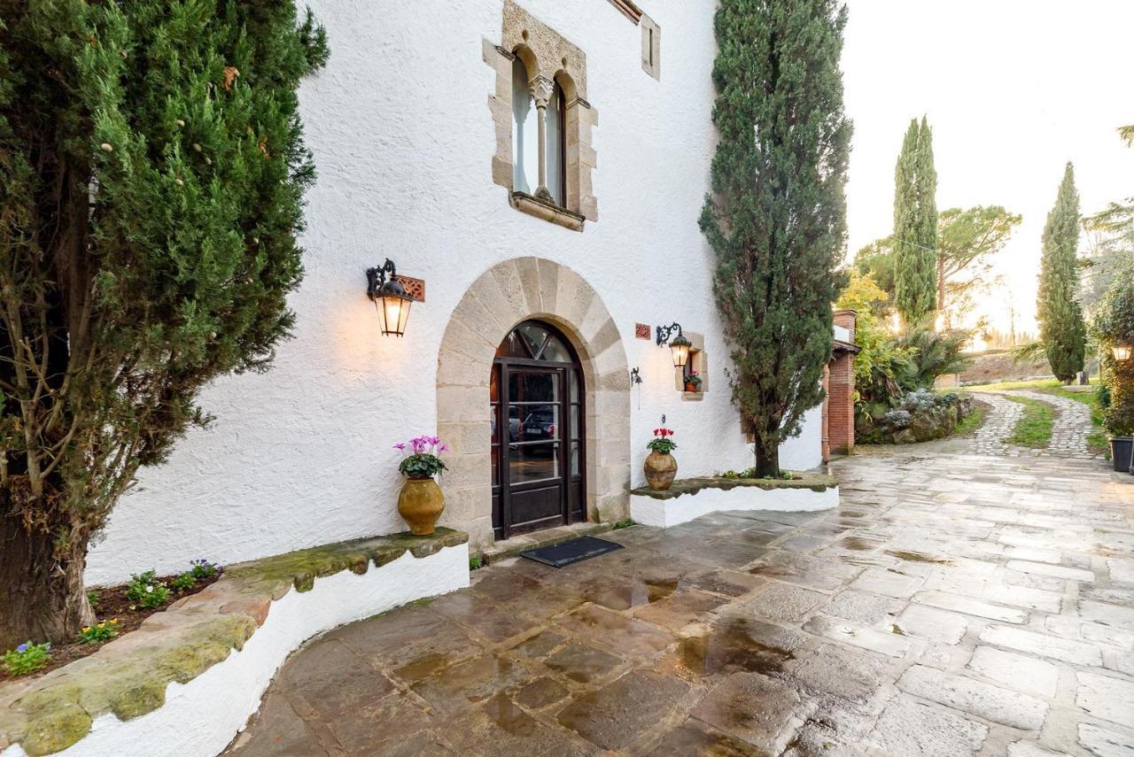 Santa Eulalia de Ronsaná Masia Can Manent Del Bosc S XVIII מראה חיצוני תמונה