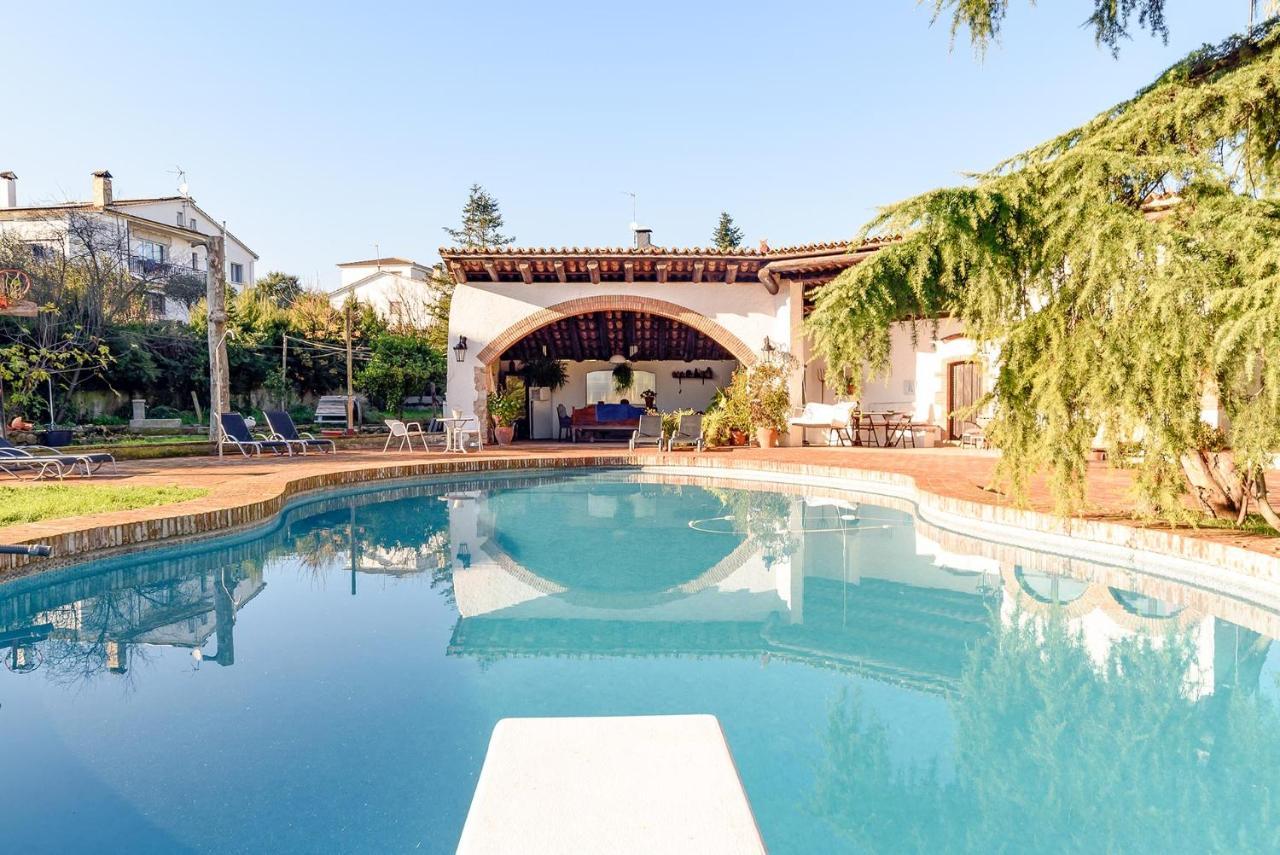 Santa Eulalia de Ronsaná Masia Can Manent Del Bosc S XVIII מראה חיצוני תמונה